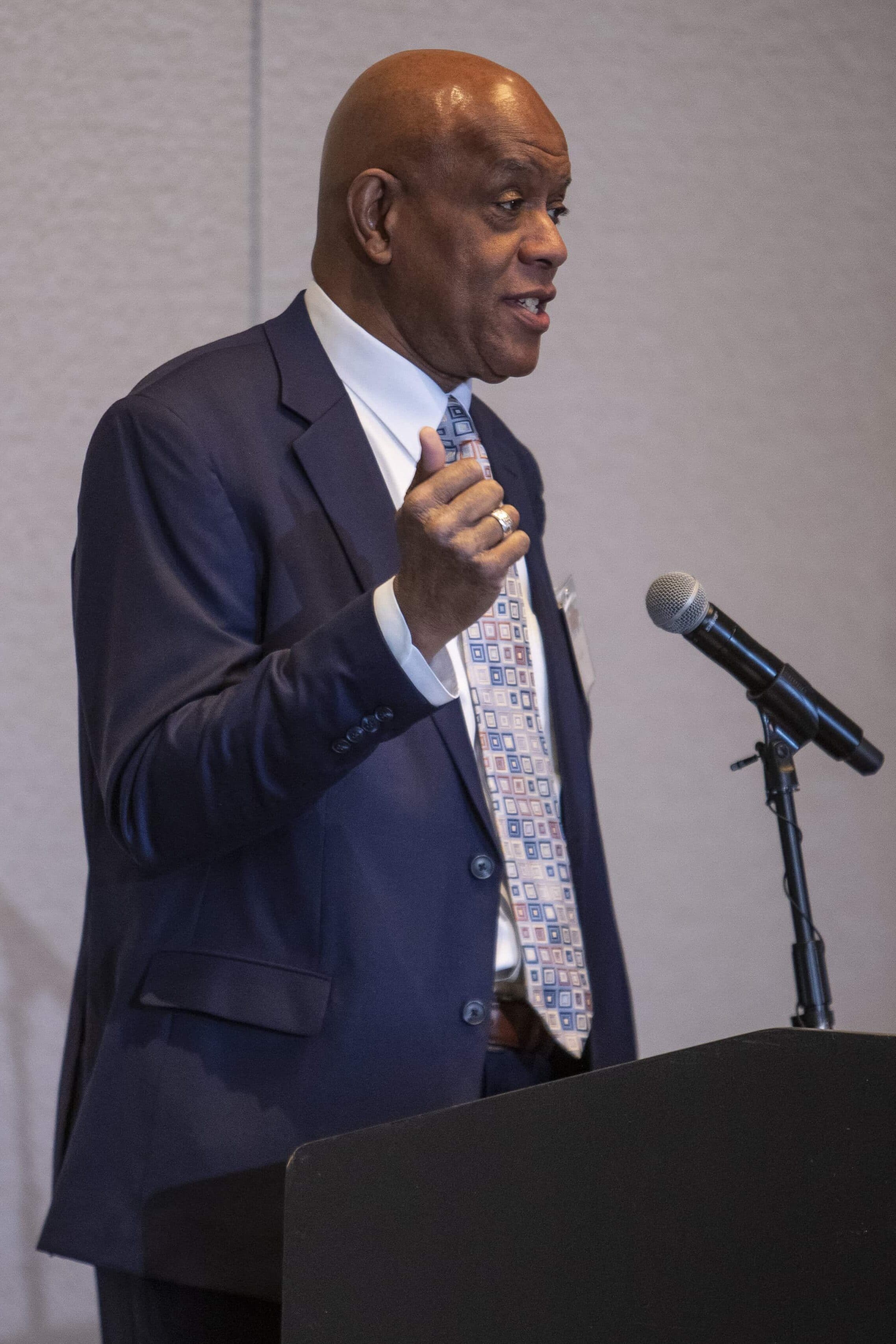 Keynote speaker Al Richmond, MSW, encouraged researchers to seek out transformative experiences and ensure equity in their work. 